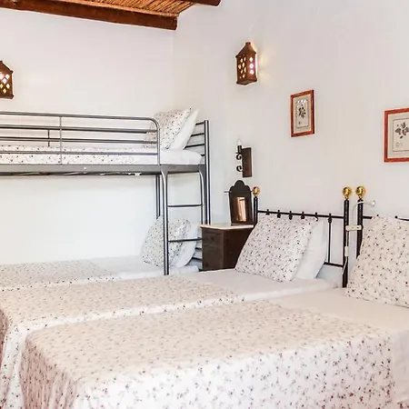 Hétvégi ház Casa Da Tita Salir